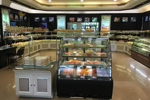 Chapter One The Bakery photo 1